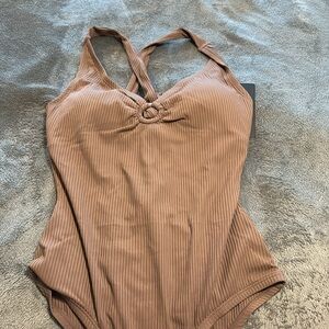NWT Ribbed One Piece Swimsuit Tan Ring Front L